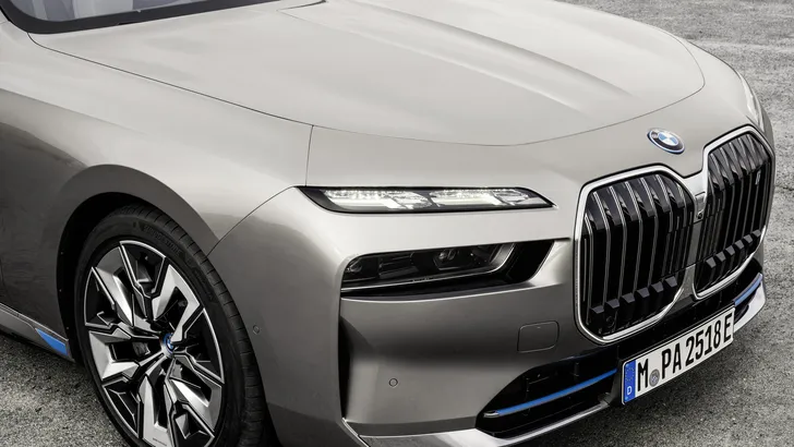 De nieuwe BMW 7-serie is geland