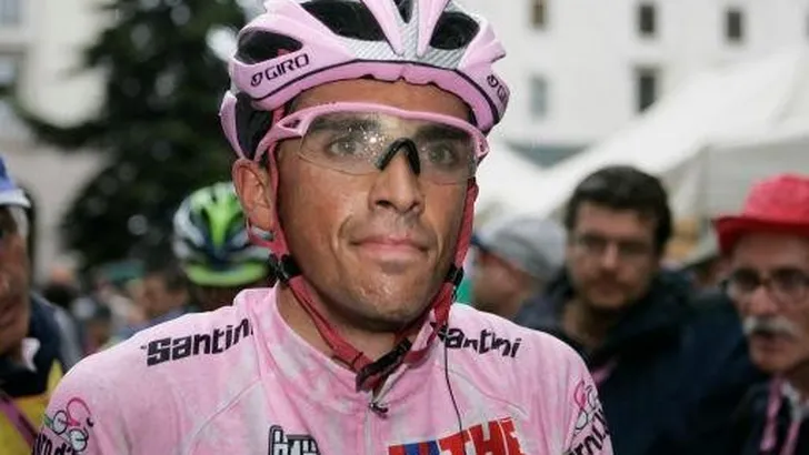 GIRO: CONTADOR HOUDT VIER TELLEN OVER!