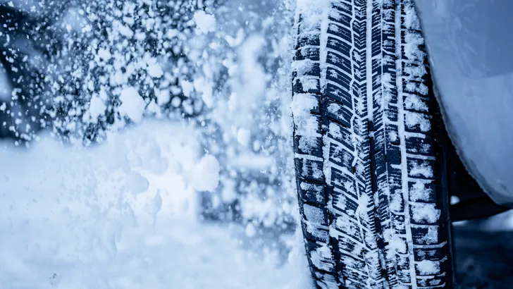 Kies voor het schorsen van je auto in de wintermaanden