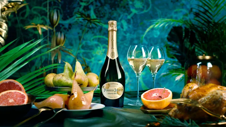 Perrier-Jouët introduceert nieuwe fles voor de feestdagen
