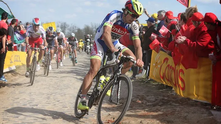 'Kasseistrook in Troisville uit parkoers Roubaix'