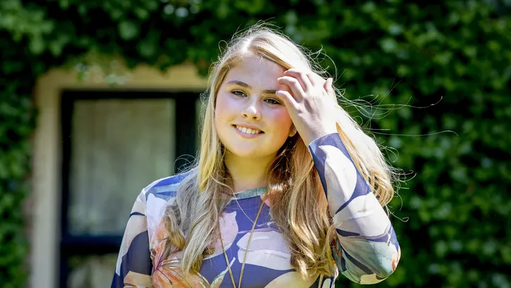 Wauw! Prinses Amalia in het lang