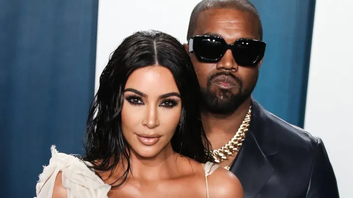 Kanye West geroast na 'lift-incident' met Kim Kardashian