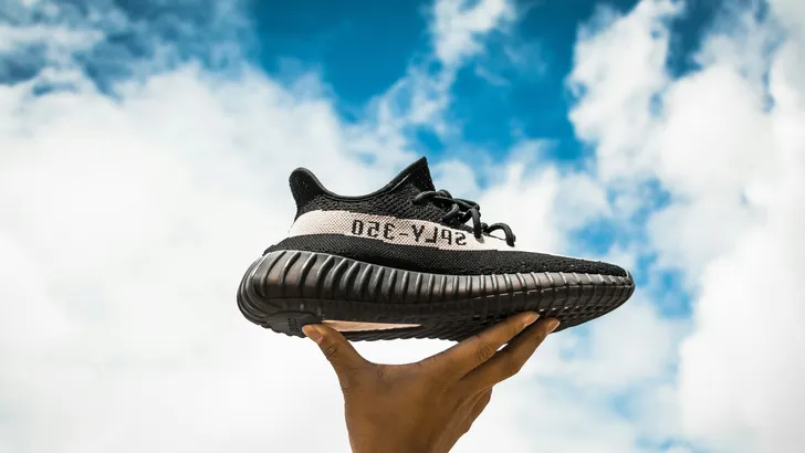 Hoe sneakers vanuit de straatcultuur een heus statussymbool zijn geworden