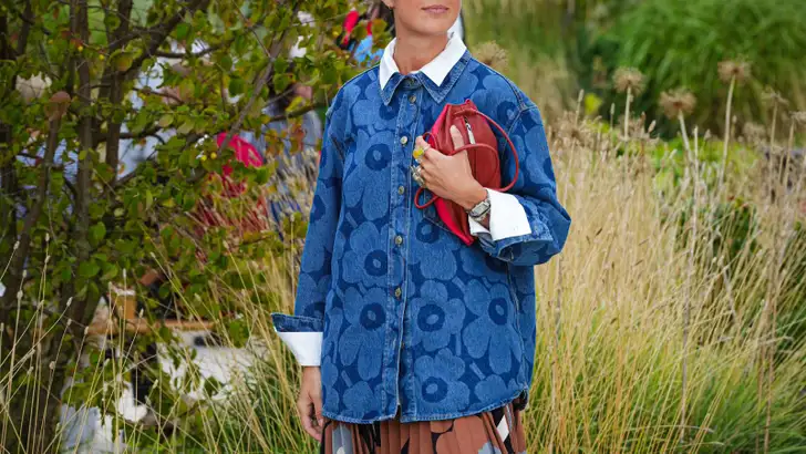 Modehuis-allure voor de prijs van een lunch: waarom dit Lidl-jasje de grootste stijltruc van het moment is