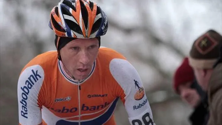 De Knegt laureaat in Centrumcross Surhuisterveen