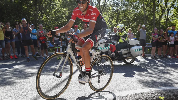 Vuelta Gemist: Contador neemt Froome onder vuur!