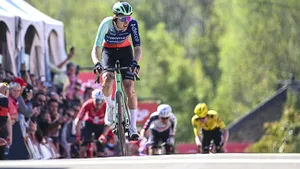 Paul Seixas presenteert zich aan de wielerwereld als niets minder dan een wonderkind. Binnen zijn eigen ploeg Decathlon CMA CMG zijn ze ook niet terughoudend, want Julien Jurdie vertelt dat hij nog nooit zo'n talent zag.