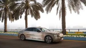Mercedes dumpt de privéchauffeur: waarom dit peperdure model rondrijdt met een lege stoel