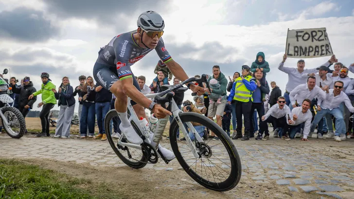van der poel solo in parijs-roubaix