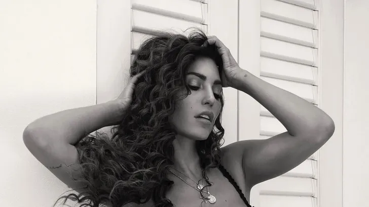ZIEN: Yolanthe deelt gewaagde foto