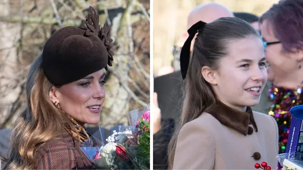 Prinses Kate en Prinses Charlotte groeten het publiek bij de kerstwandeling te Sandringham.
