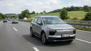 Duitse pensionado koopt spotgoedkope Chinese SUV maar komt bedrogen uit als de fabrikant in een spookbedrijf verandert