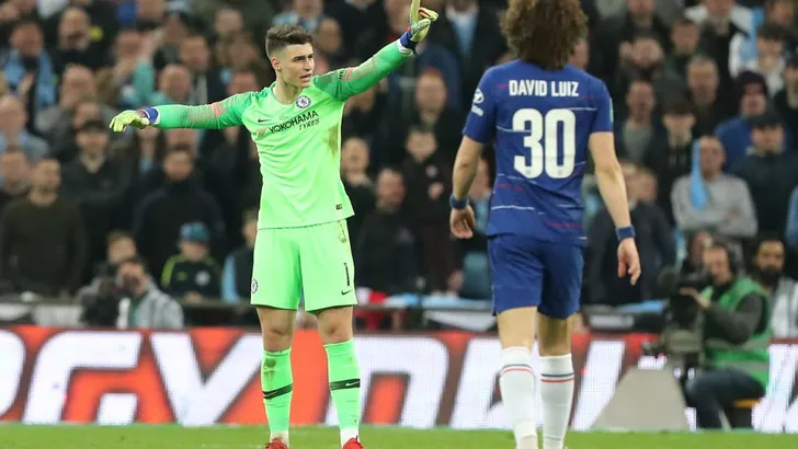 keeper Chelsea weigert gewisseld te worden en verliest