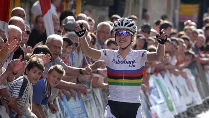 'Vuelta krijgt waarschijnlijk toch vrouwenkoers'