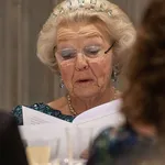 Staatsbanket: Beatrix, Margriet en Serieuze Bling