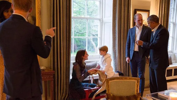 Prins George stelt Prins Harry vragen over zijn gedrag