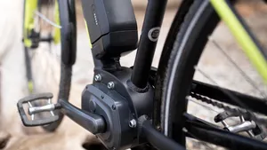 Dit is de verborgen impact van de zomerhitte op de accu van je e-bike