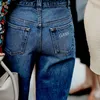 Deze jeans maakt dit najaar een grote comeback