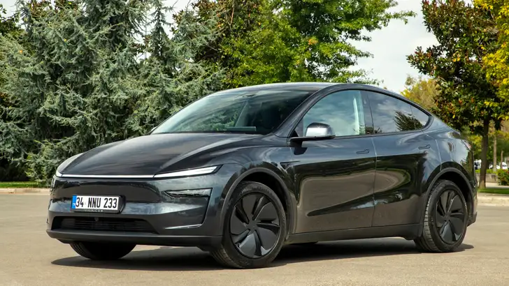 Tesla stoot Toyota van de troon en pakt de winst in nieuwe betrouwbaarheidsmeting 2025