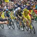 tadej pogacar en wout van aert op montmartre in de laatste rit van de tour