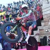 Video | De mooiste Mathieu-momenten uit de Giro: hoe Van der Poel de harten stal van de Italianen ondanks ananasgate