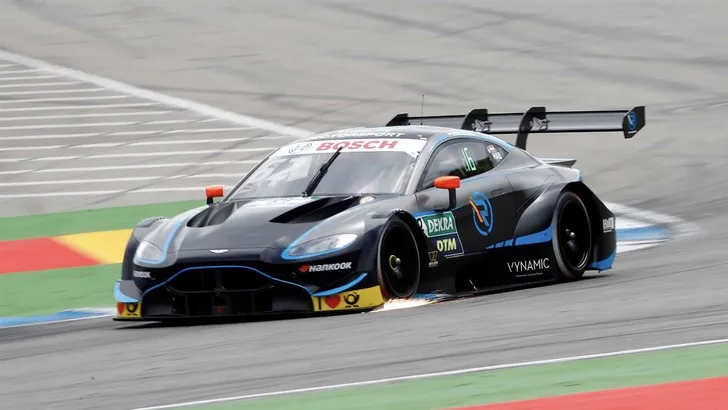 Unieke DTM Aston Martin Vantage te koop