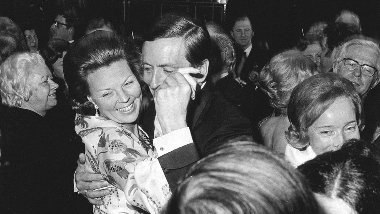 Prinses Beatrix Verliefd Verloofd Getrouwd Beau Monde