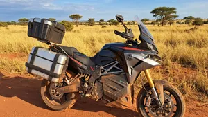 Duitser begint aan gedurfde reis per elektrische motor van Berlijn naar Zuid-Afrika