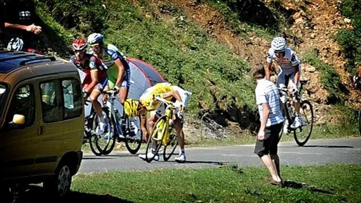 Schleck over zijn pech: 'Wat gebeurt, gebeurt'