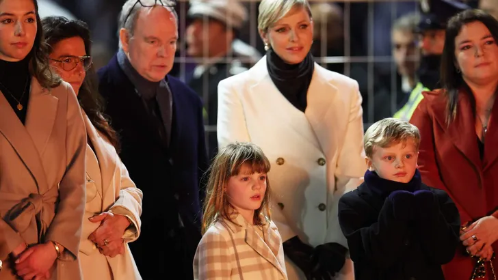 LA FAMILIA REAL DE MONACO EN LA CELEBRACION DE SANTA DEVOTA