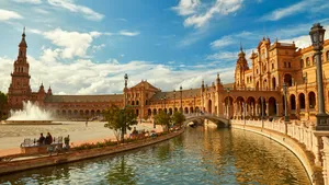 Op zoek naar een betaalbare Spaanse stedentrip? Ontdek waarom Sevilla met zijn heerlijke weer en lage prijzen het perfecte alternatief is!