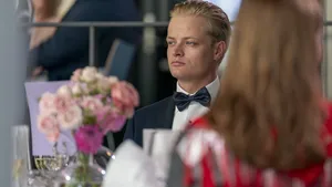 Zestien jaar cel of toch niet? Het lot van Marius Borg Høiby laat nog even op zich wachten na een verrassende mededeling uit de rechtbank.