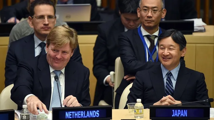 Wat is het verschil tussen een koning en een keizer?