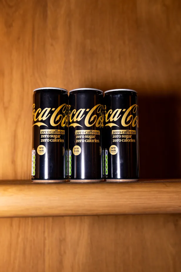 's Avonds nog genieten van Coca-Cola? Dat kan gewoon met de nieuwe Coca-Cola Zero Caffeine Zero Sugar