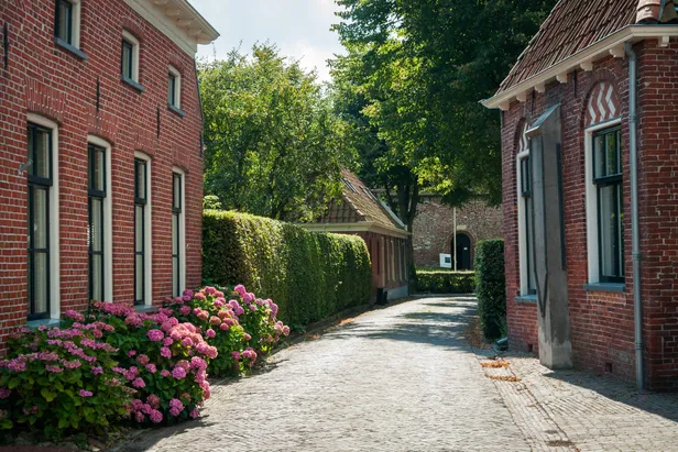 Straatje in Niehove