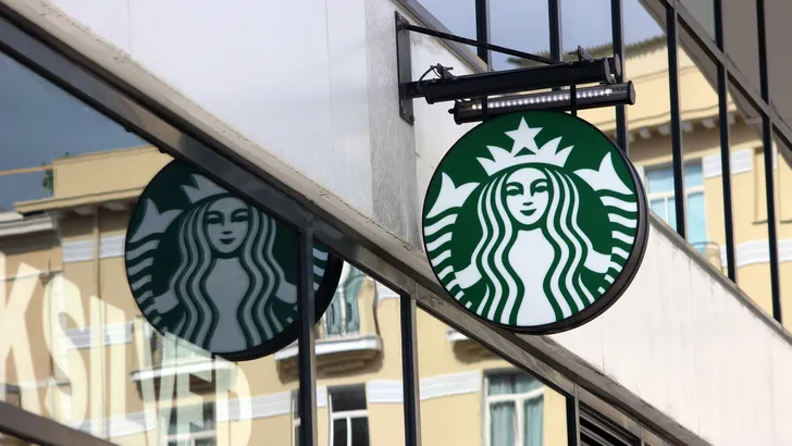 Starbucks is pornokijkers beu en blokkeert die handel