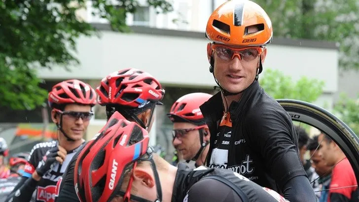 WEENING PAKT NATTE BERGETAPPE IN ZWITSERLAND, KELDERMAN LEIDER