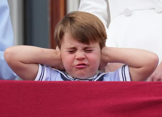Op het balkon bij Trooping the Colour - Louis leeft in ieder geval wel mee!