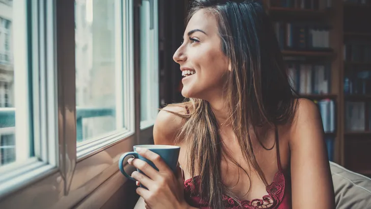 Deze gitzwarte koffies domineren Instagram