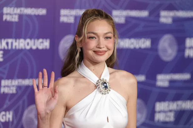 Gigi Hadid tijdens 12th Annual Breakthrough Prize Ceremony 2026.