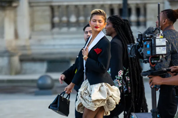 Zendaya in opvallende look tijdens PFW