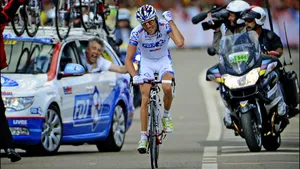 Retro: Thibaut Pinot en Marc Madiot vieren feest