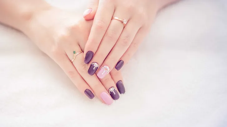 De nieuwste BIAB nageltrends voor elk type fashionista