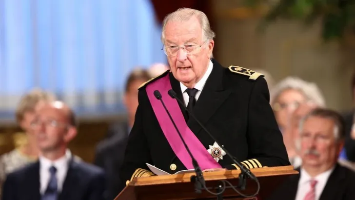 Koning Albert is boos over zijn pensioen
