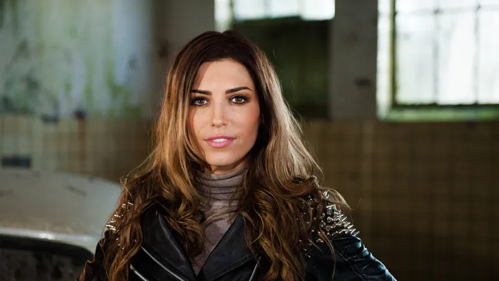 Yolanthe reageert op ophef naaktfoto