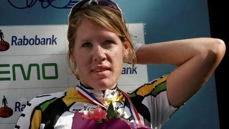 Van Dijk wint tijdrit Ladies Tour; Wild leider