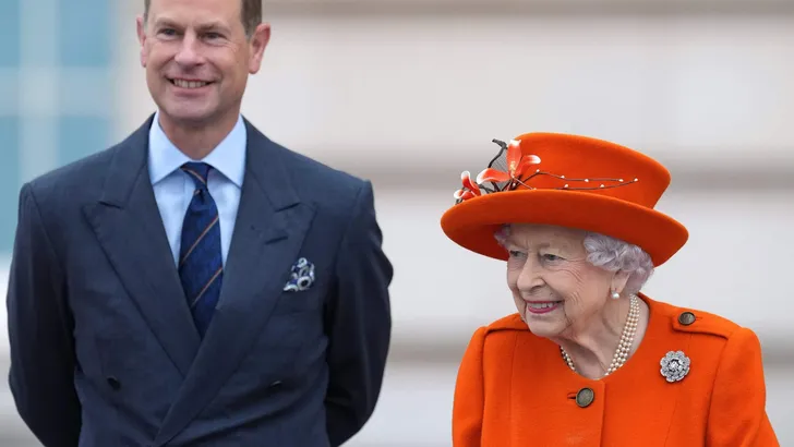 Queen Elizabeth Launches Queen's Baton Relay for Birmingham 2022