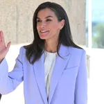 Koningin Letizia in een blazer