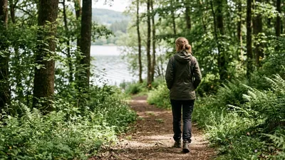 Waarom in je eentje wandelen de beste remedie tegen eenzaamheid is